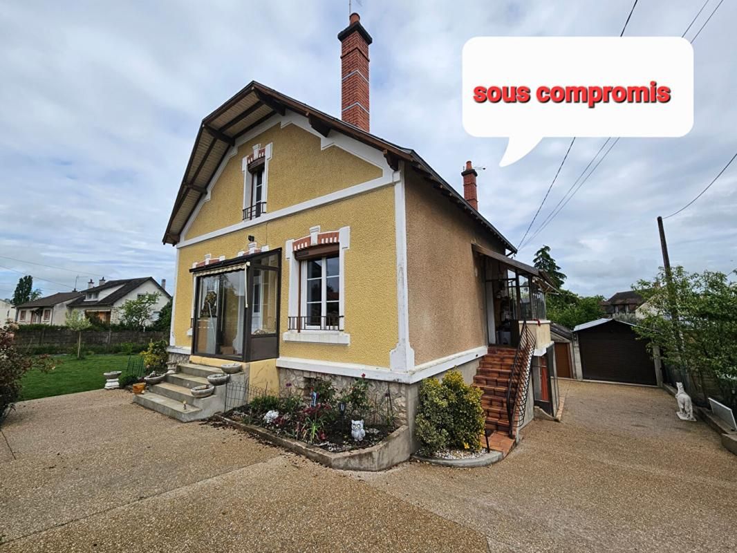 Maison Vierzon 5 pièce(s) 110 m2