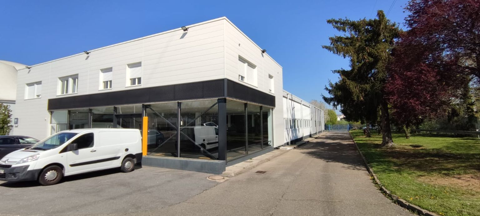 ROISSY EN BRIE- RUE DE PONTAULT - BUREAUX 45 m2