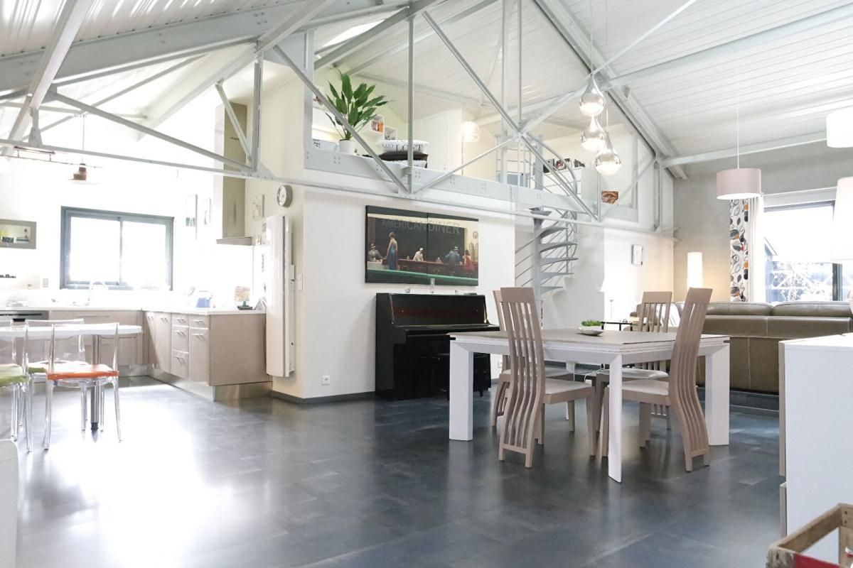 BOURGES CENTRE APPARTEMENT LOFT 114M² TERRASSE GARAGE