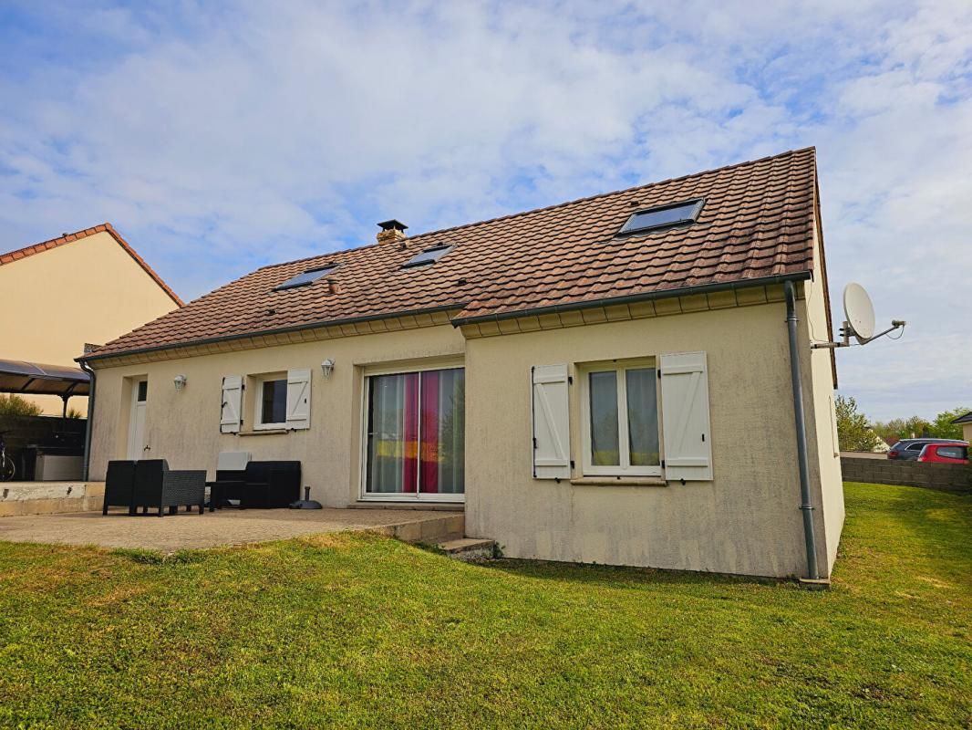 TROUY NORD MAISON DE PLAIN PIED DE 117M² 4 CHAMBRES JARDIN