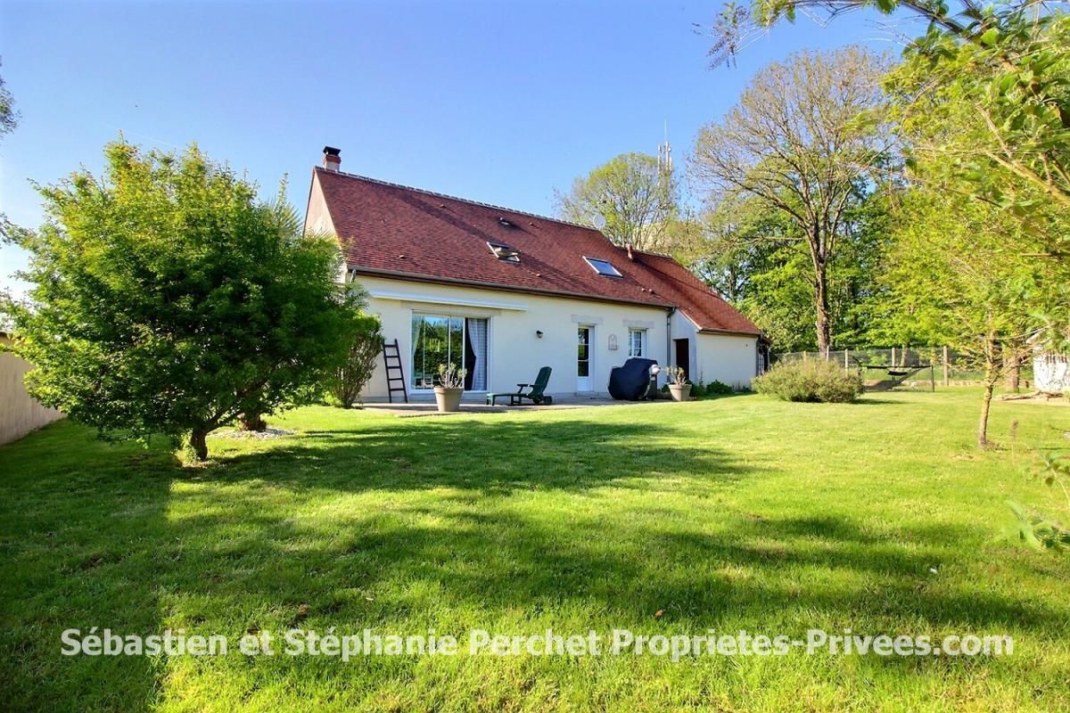 Maison 5 chambres sur un terrain de 882 m2