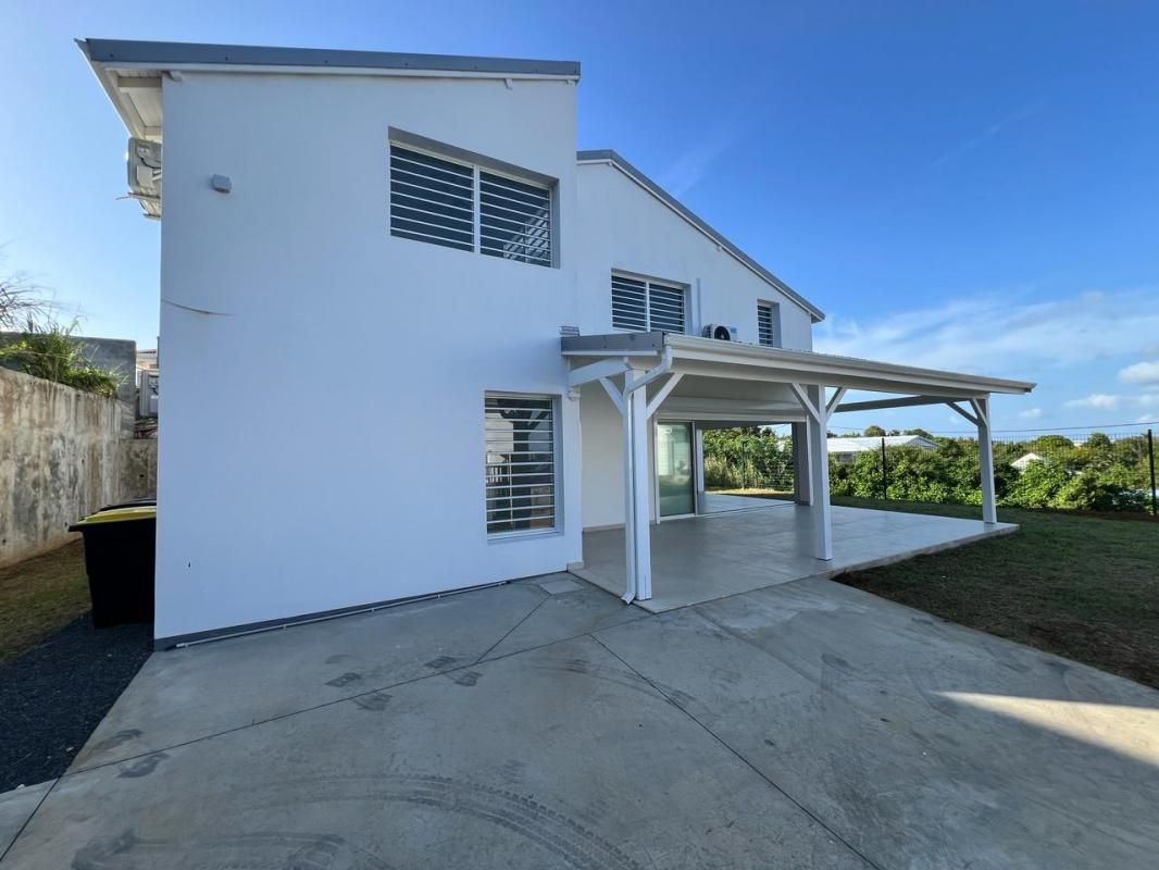 Maison Petit Bourg 6 pièce(s) 126 m2