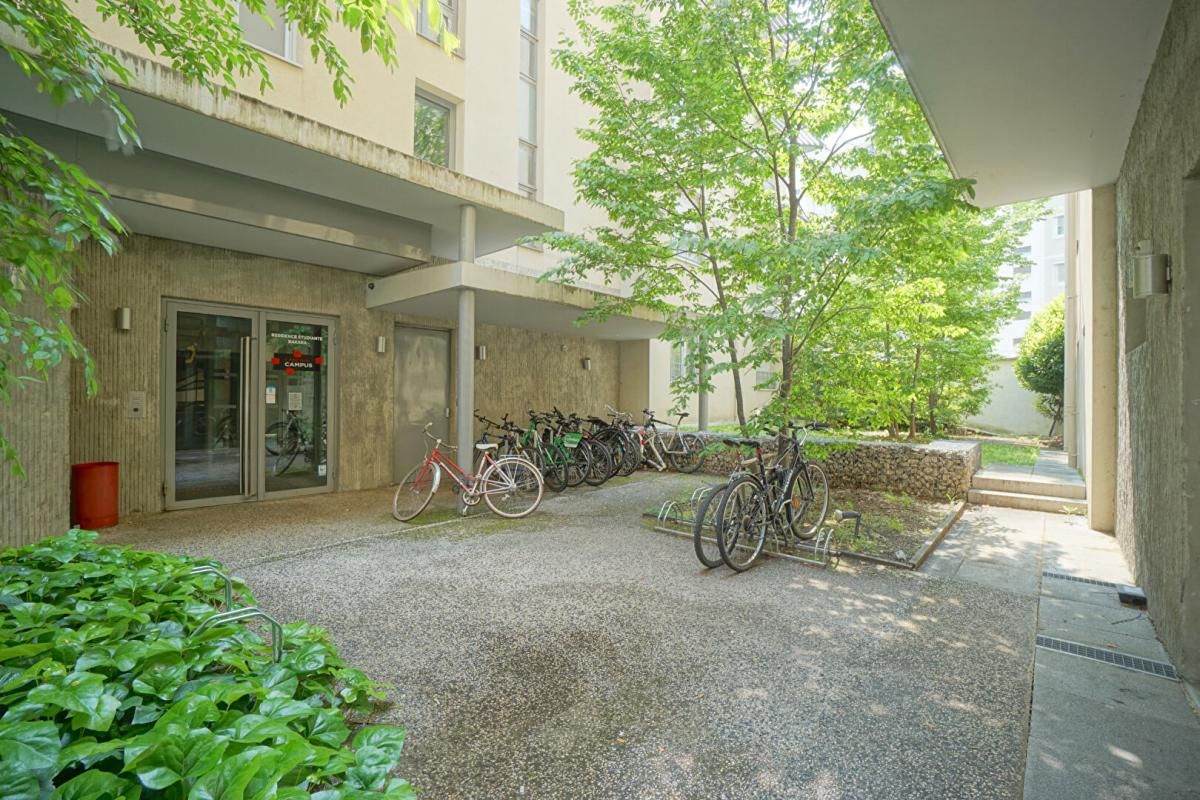 studio 20 M2