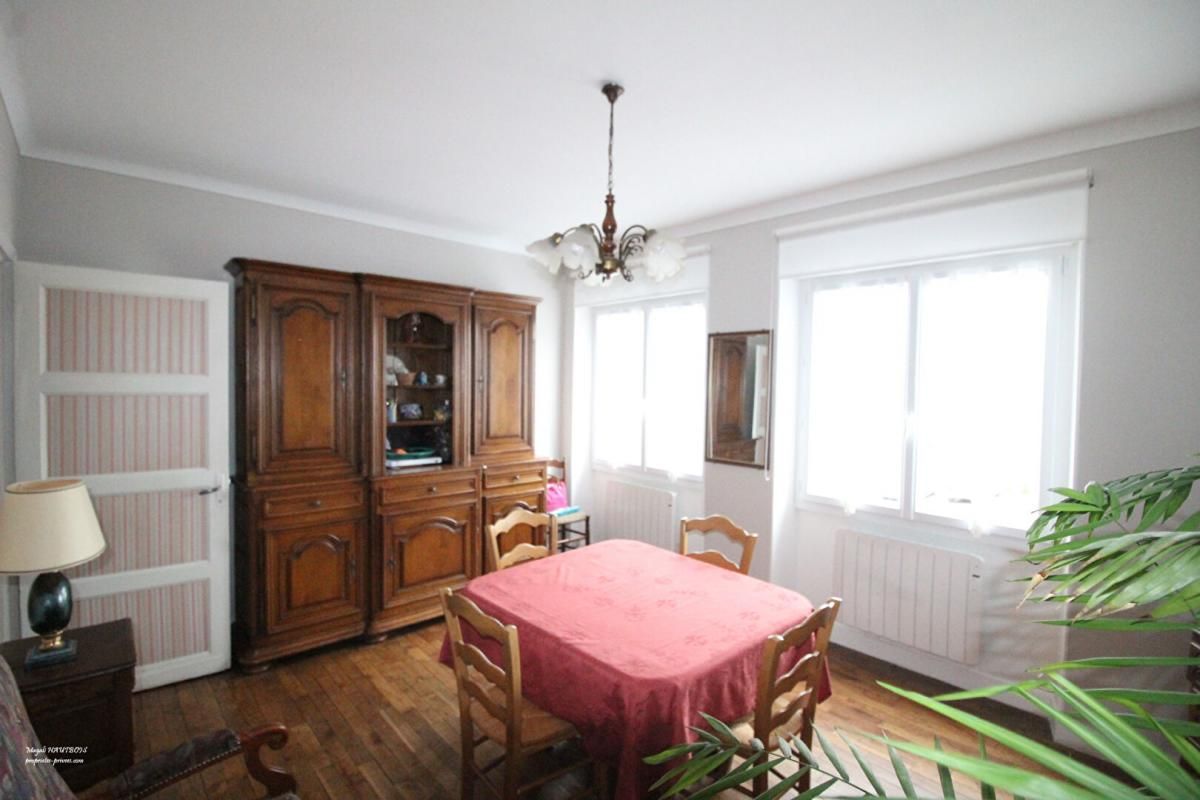 Maison Saint Hilaire Du Harcouet 5 pièce(s) 86 m2