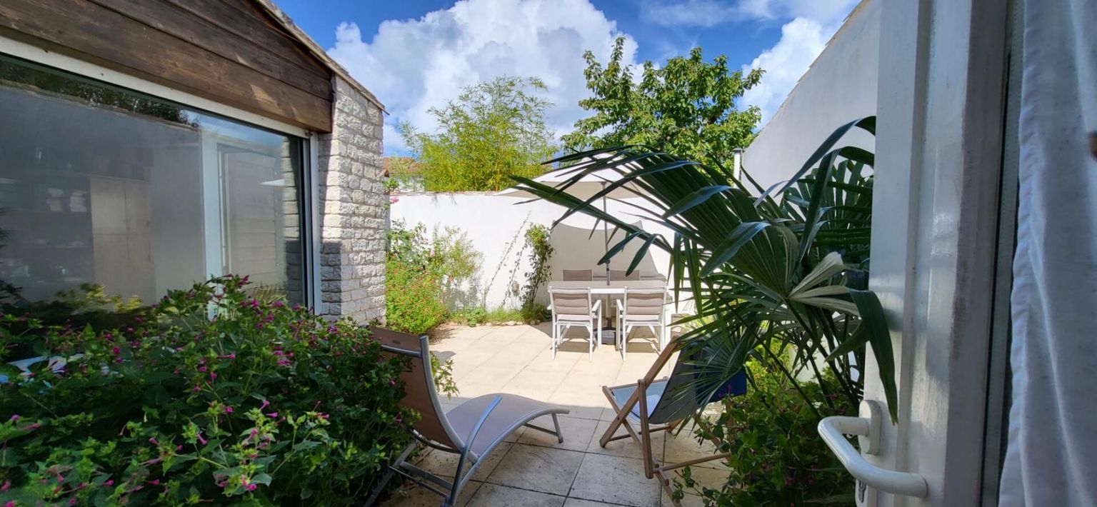 ILE DE RE 17580 LE BOIS PLAGE - MAISON 75 M² 3 CHAMBRES - TERRASSE