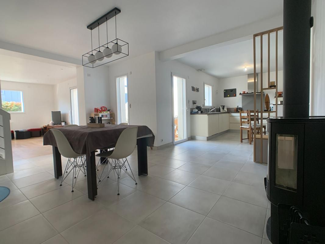Maison Sainte Luce Sur Loire 5 pièce(s) 113 m2