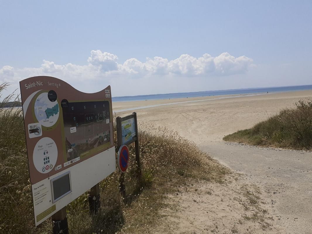 Plage de Saint-Nic Pentrez 29 550 Terrain de loisirs à 2 pas de la plage