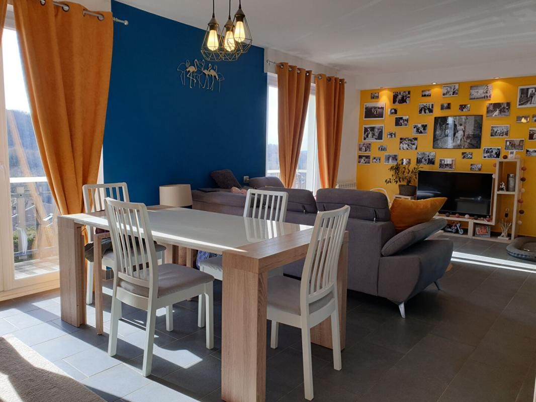 FESCHES-LE-CHATEL Maison 6 pièces de 169 m² 3