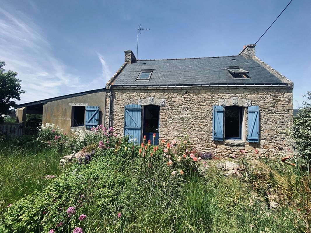 Maison en pierre proche centre bourg 2 chambres