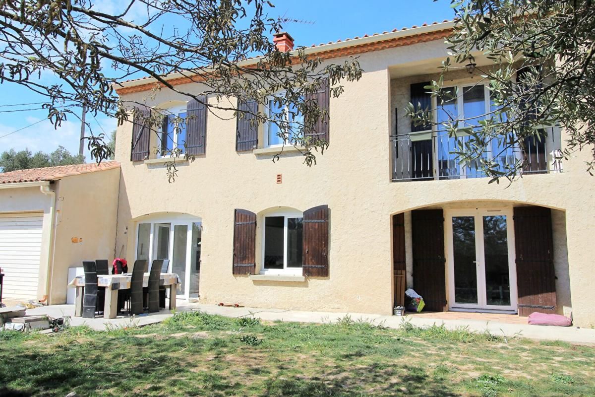 Maison Beaucaire 6 pièces 155 m²