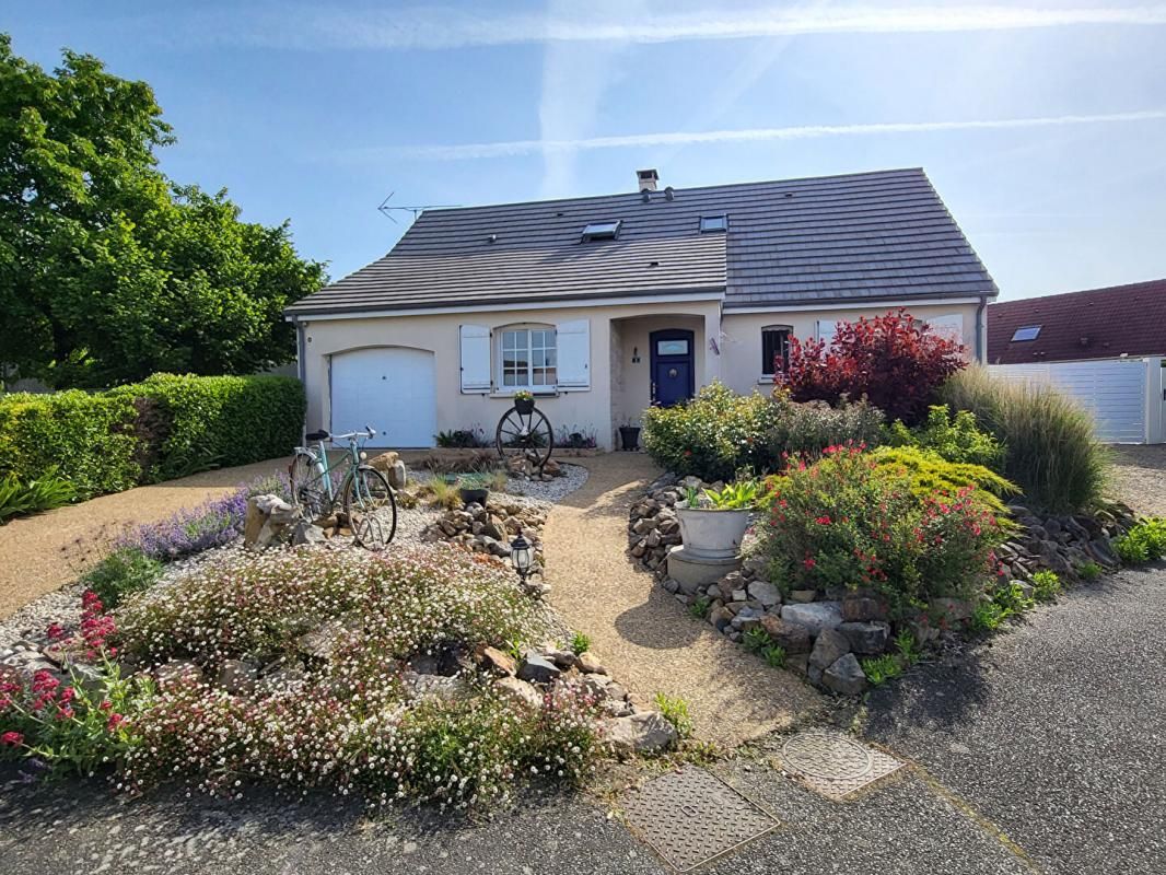 Maison de 5 chambres LAVARDIN 72240