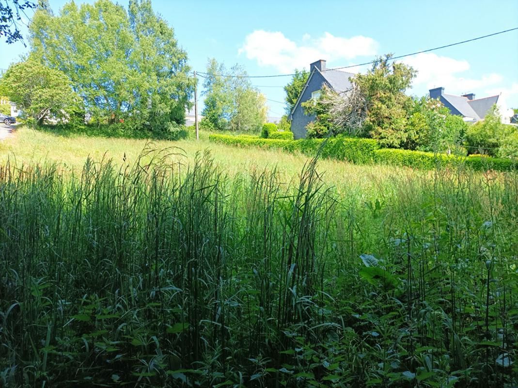 terrain à bâtir de 1218 M2