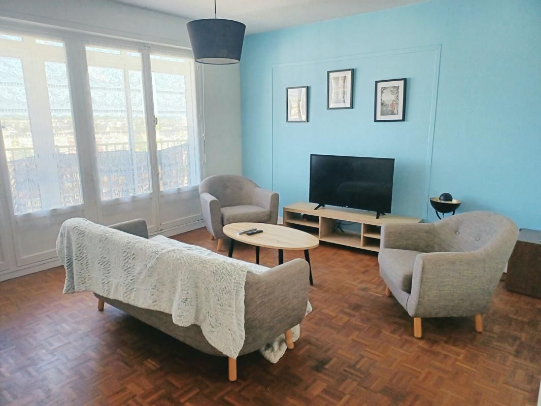 APPARTEMENT T4 80M2
