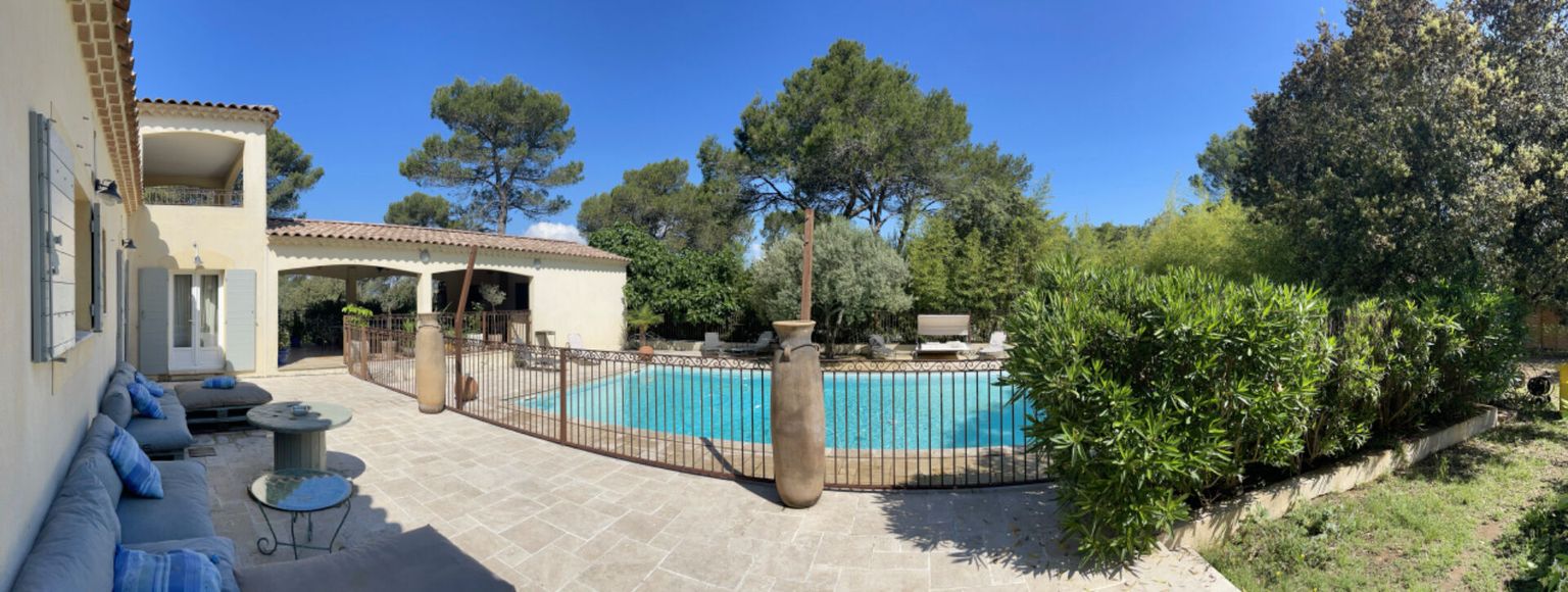 Maison Rognes  11 pièce(s) 280 m2