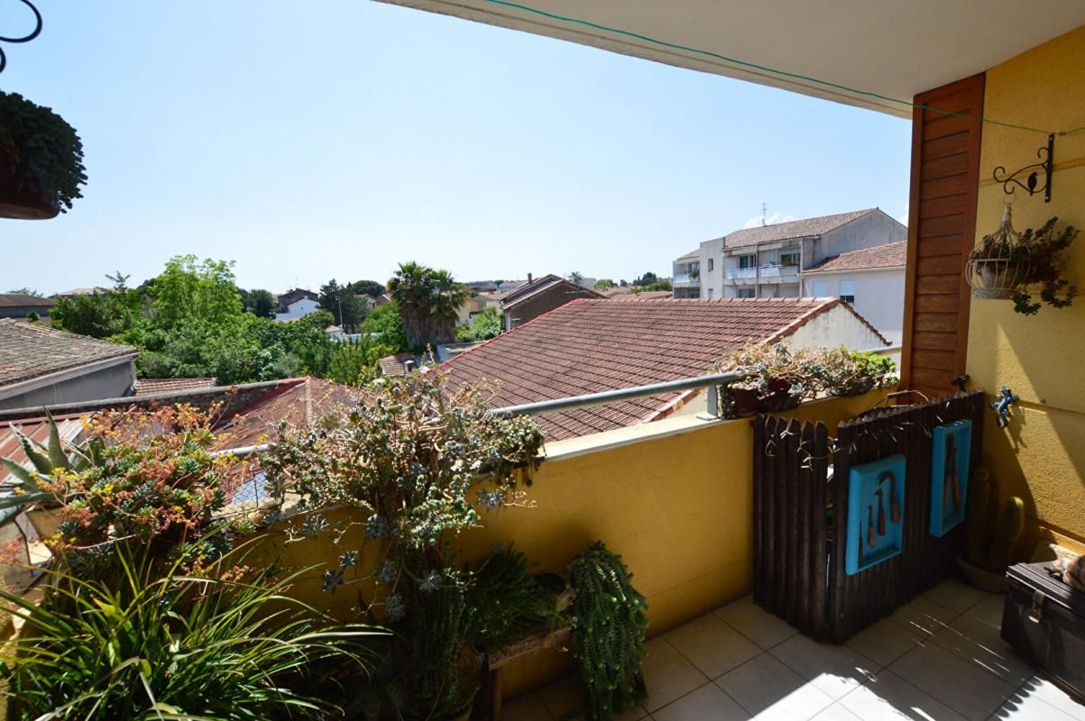 Appartement 2 pièce(s) 48 m2 + terrasse et stationnement au sous-sol