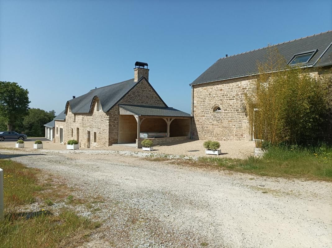Maison Ploerdut 6 pièce(s) 213 m2
