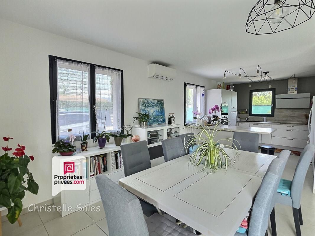 Villa 4 pièce(s) 110 m2 et studio de 28M2