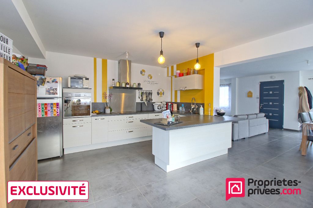 Maison 6 pièces 136 m²