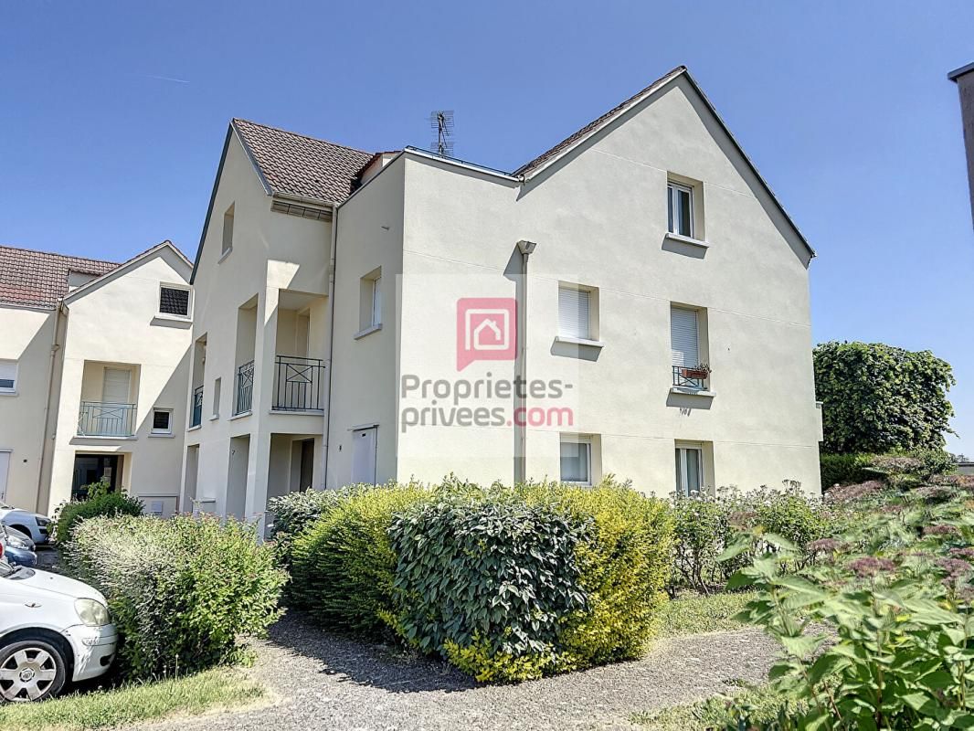 Appartement de type 2 pièces avec 2 balcon, 1 cave et 1 parking