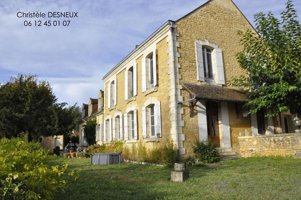 grande propriété- 2 maisons-coeur sarlat-calme