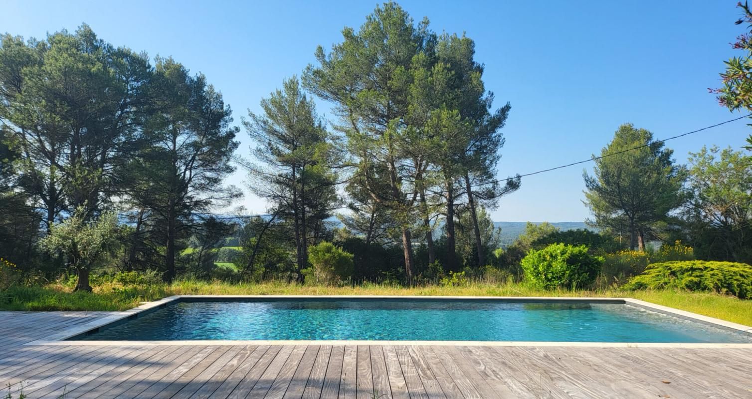 Villa Rousset située dans un très bel environnement