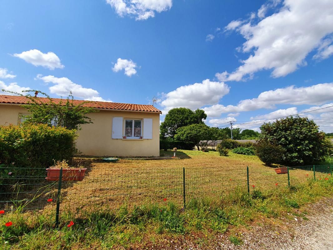 VARS Maison 4 pièces 84 m2 - VARS 16330 4
