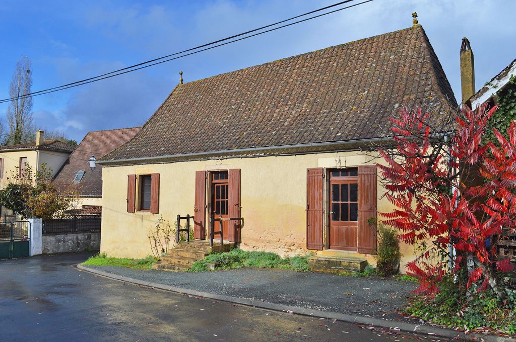 Maison Siorac En Perigord 6 pièce(s) 97m2