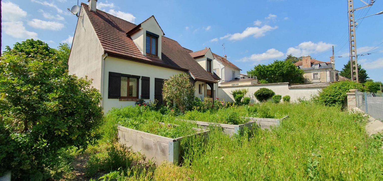 Chartrettes, maison de 105 m2 habitables sur terrain clos de 460 m²