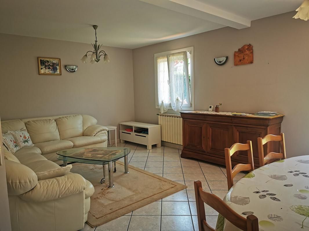 CHALON-SUR-SAONE Maison 10 pièce(s) 201 m2 2