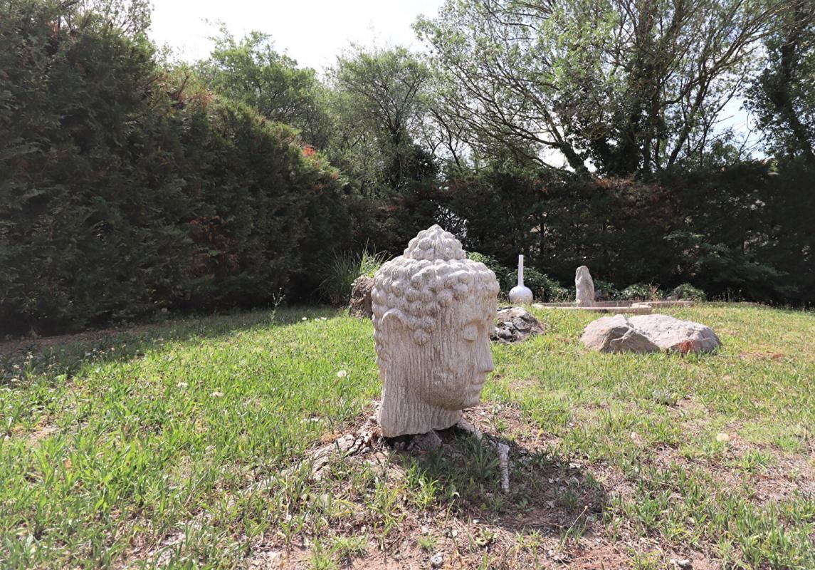 Villa Beziers de275 m2 avec 5000m² de jardin