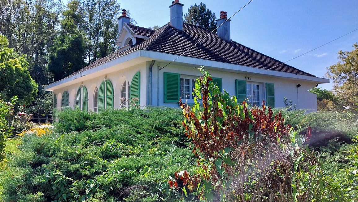 Maison Vauvillers 8 pièce(s) 183 m2 jardin prairie