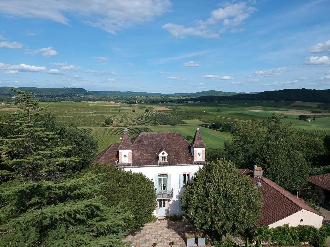 Maison bourgeoise avec accès à la rivière Lot
