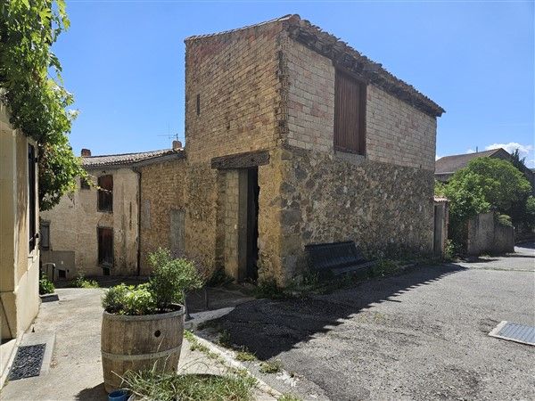 Grange Saint Hilaire 50 m2 à rénover