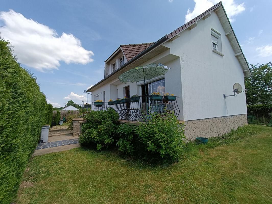 Maison La Feuillie 6 pièce(s) 135 m2