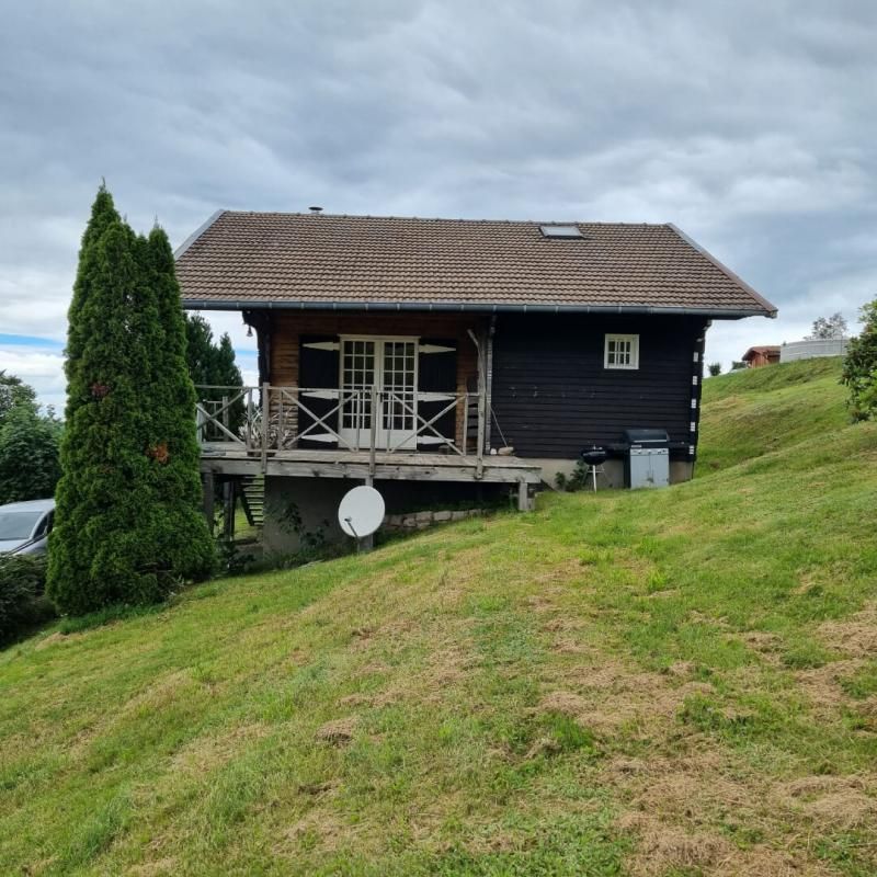TARENTAISE SOUS COMPROMIS Tarentaise 42660 maison type CHALET 70m² surface utile 61,66m² habitables 1 chambre garage sur 1900m² de terrain 2