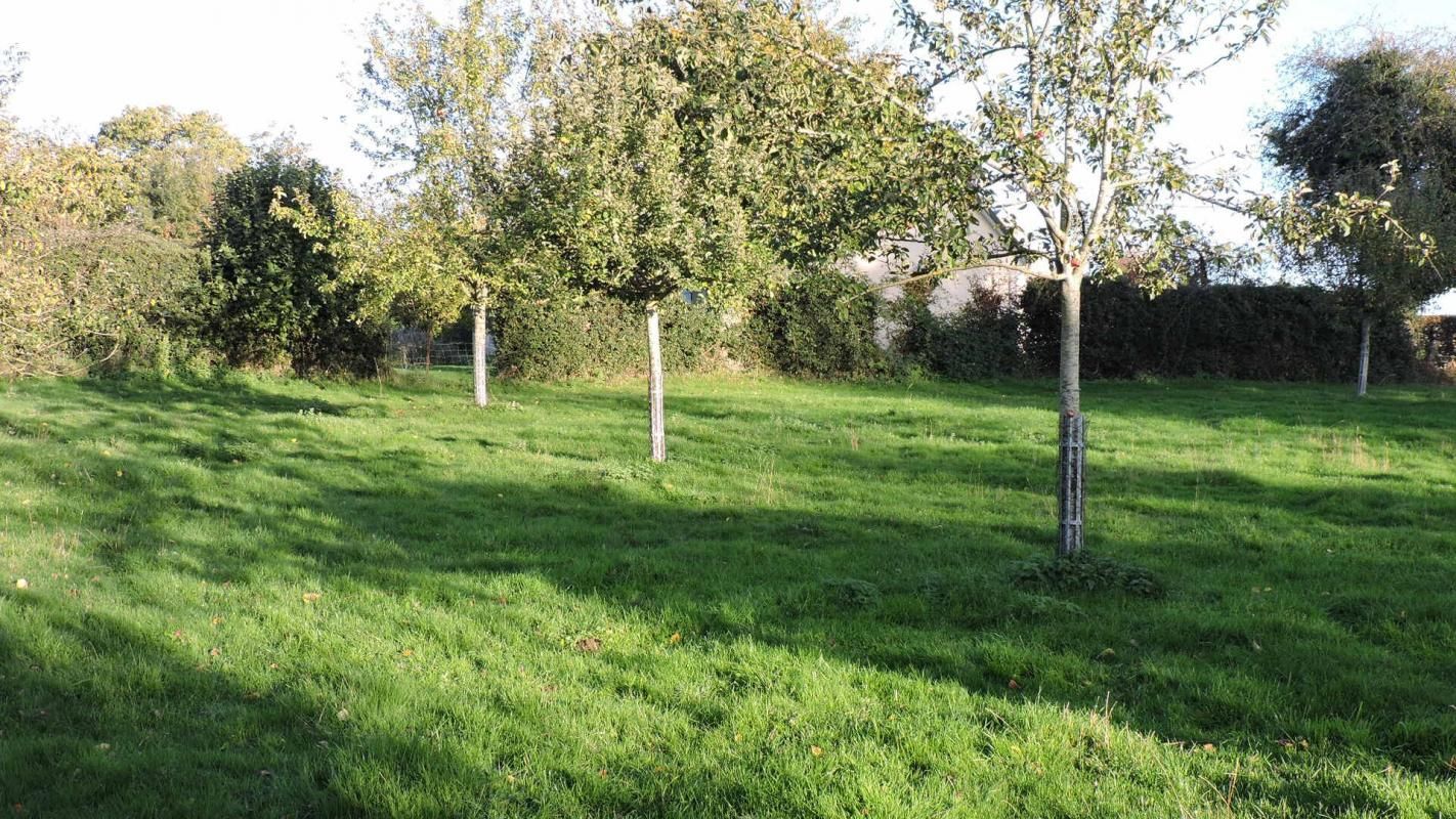 HAUVILLE ( 27350) - Terrain constructible 950 m2