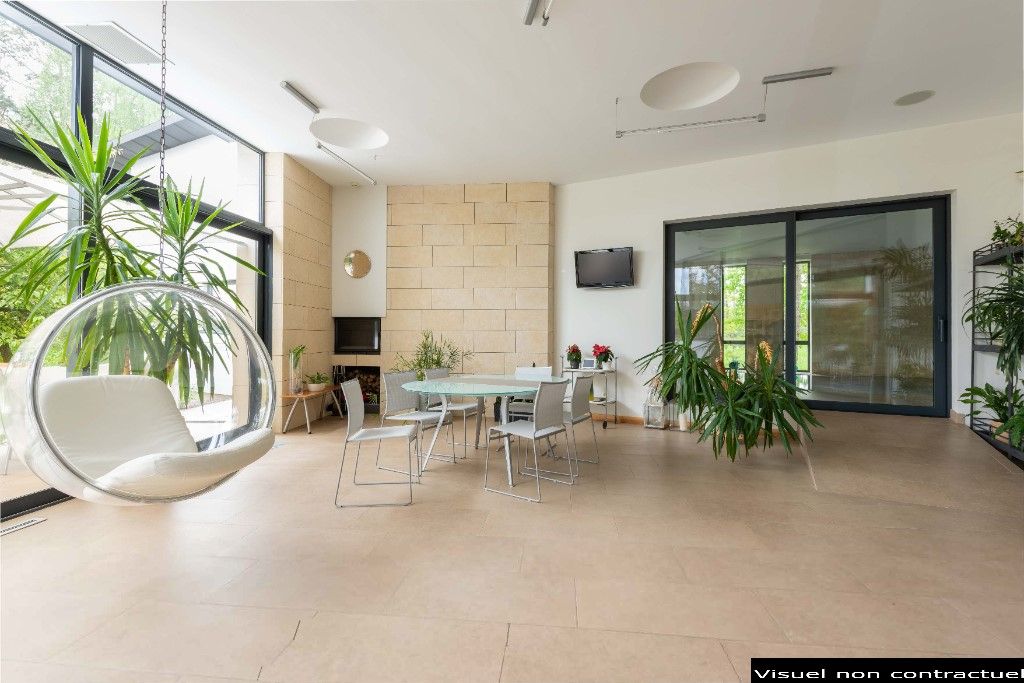 MARSEILLE-8E-ARRONDISSEMENT Villa T5 - 200 m² - avec jardin - Marseille 8ème - 1 250 00 euros - 418,6 m² de terrain 2