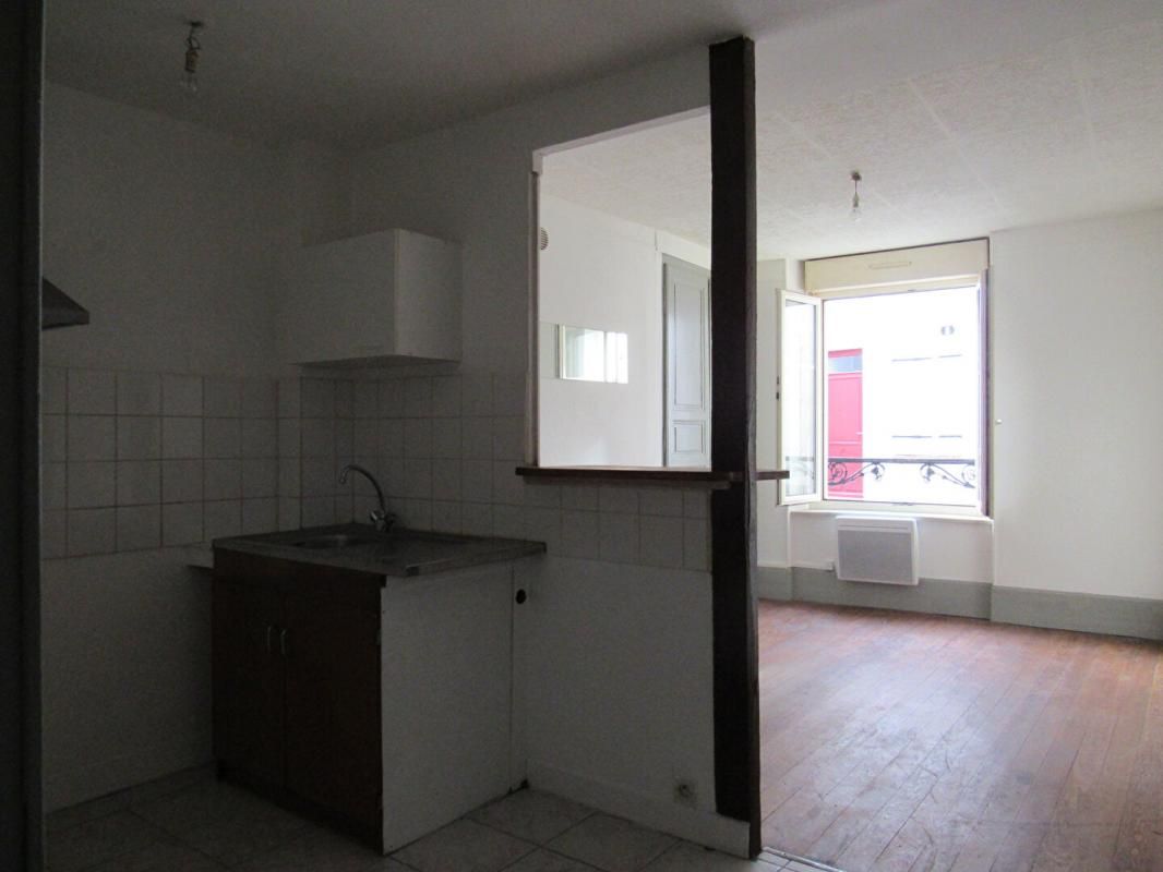 PITHIVIERS Immeuble 2 appartements Pithiviers - 126900 3