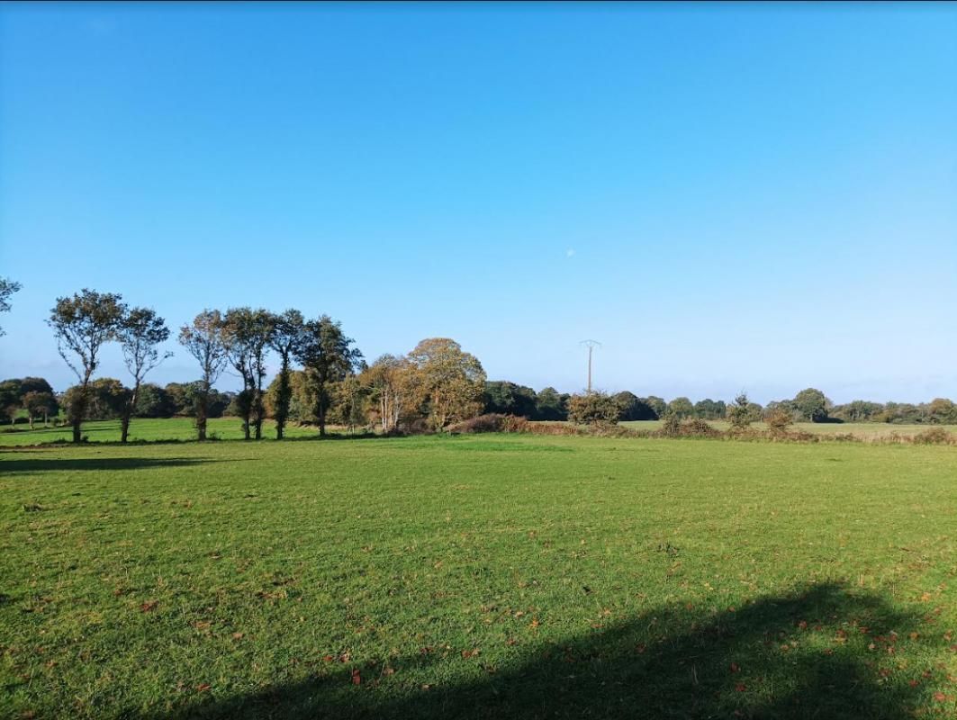 2940 Spézet terrain constructible 10 300 m²  au calme