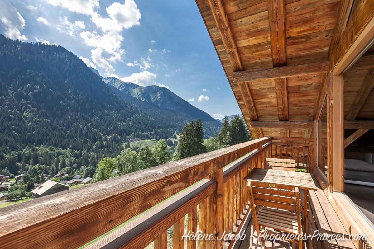 CHATEL : Demi ferme entièrement restaurée - 7 pièce(s) 183 m2
