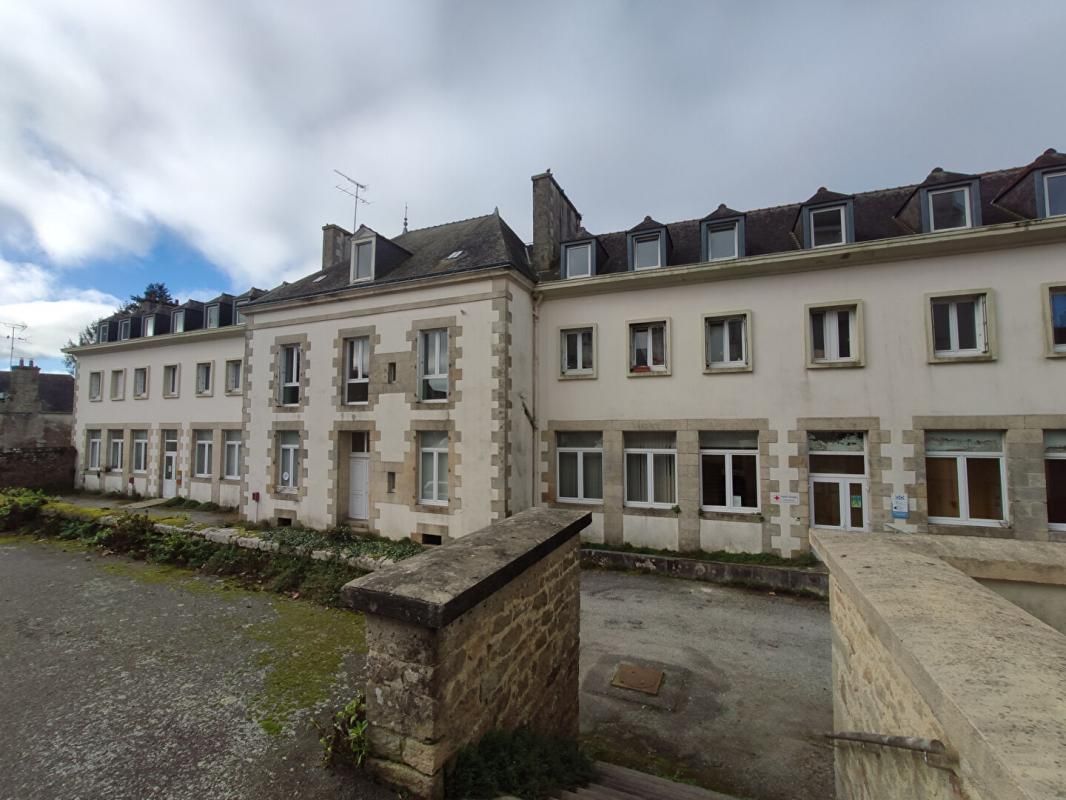 Baisse de prix: Immeuble de rapport Guémené Sur Scorff