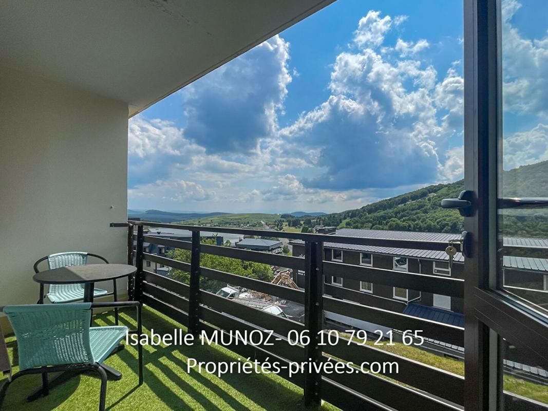 Appartement F2 Super Besse avec balcon aux pieds des pistes