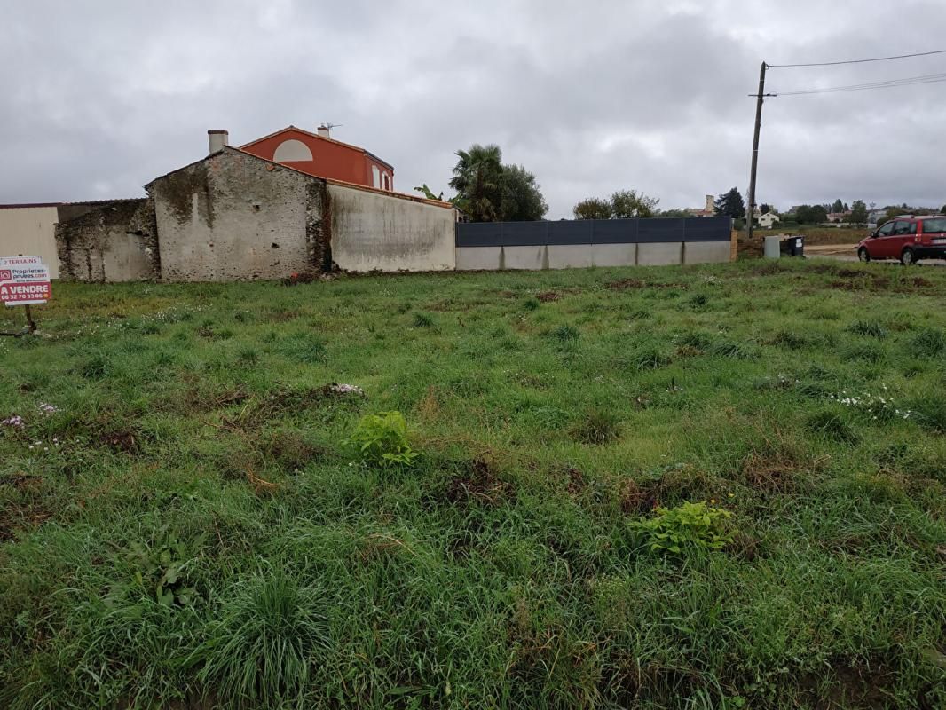 Terrain 592m², La Chapelle Basse Mer (44450)