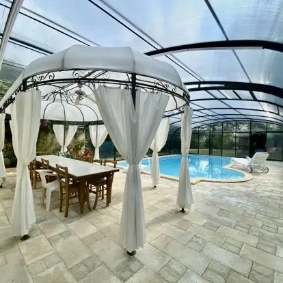 PINEUILH 33220 Port St Foy et Ponchapt. VILLA 2 habitations 417 m2+ Hangar Garage Piscine 1