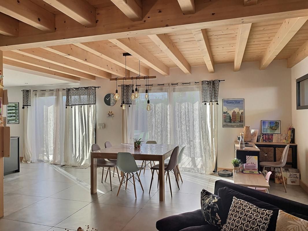 Maison Sallanches 5 pièce(s) 123 m2