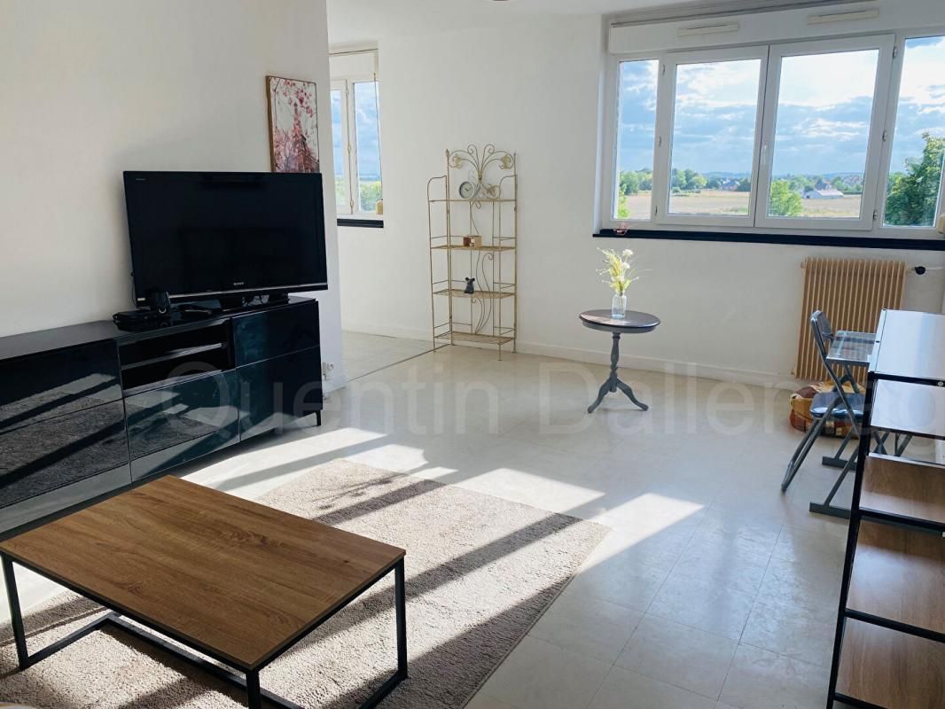 Grand T2 meublé Romilly sur Seine