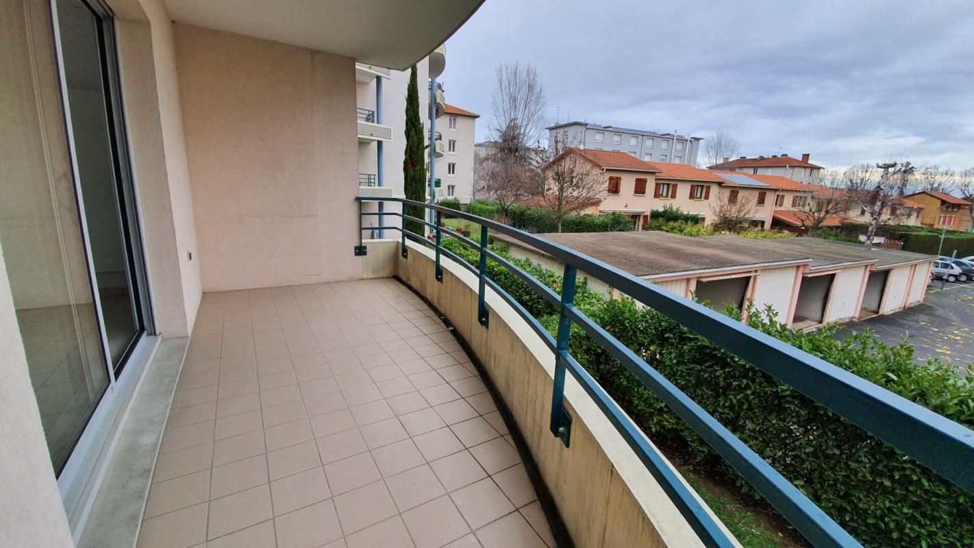 Appartement Villefranche Sur Saone 2 pièces 38 m2, terrasse