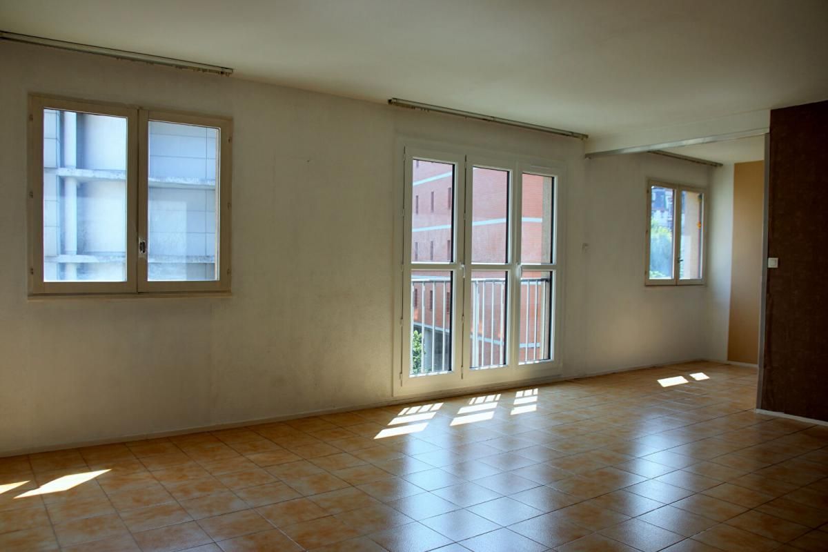 Appartement Pantin 4 pièce(s) 96.96 m2