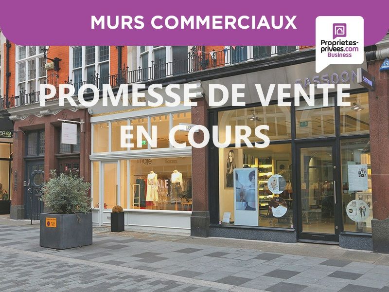 EXCLUSIVITE LA BAULE-ESCOUBLAC  - MURS COMMERCIAUX LOUES : Boutique avec grand appartement