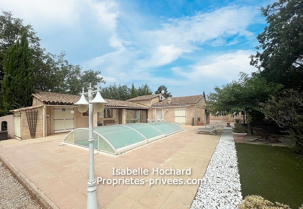 Villa Forcalqueiret 5 pièce(s) 151 m2